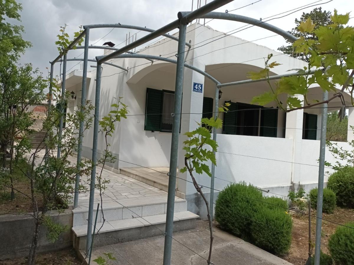 Kuca Za Odmor Maka Villa Kucice Exterior photo